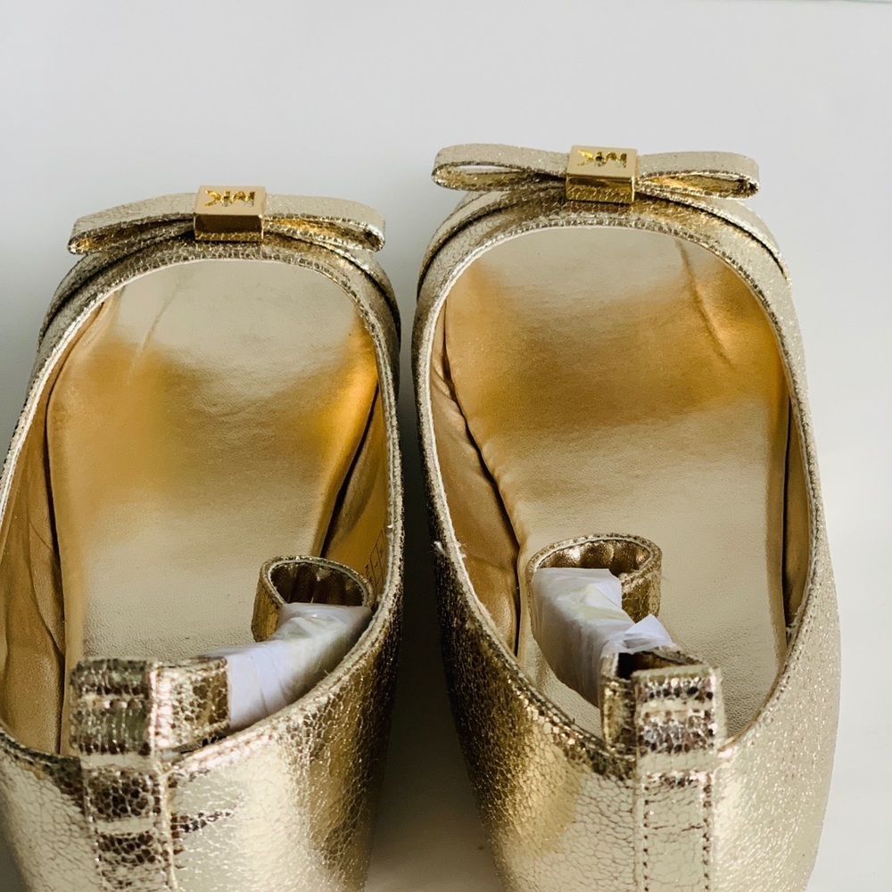 Michael Kors Girls Windy Soft Gold - Picture 5 of 7